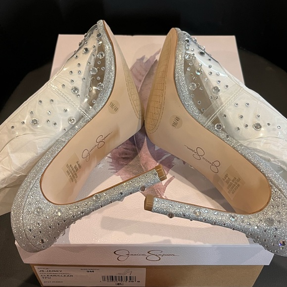 Jessica Simpson size 9 heel - Picture 5 of 12